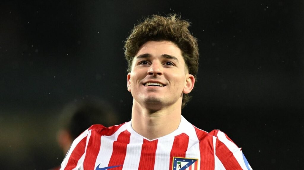 Arsenal latest: Julian Alvarez ‘decision’ made as forward discusses future Football London