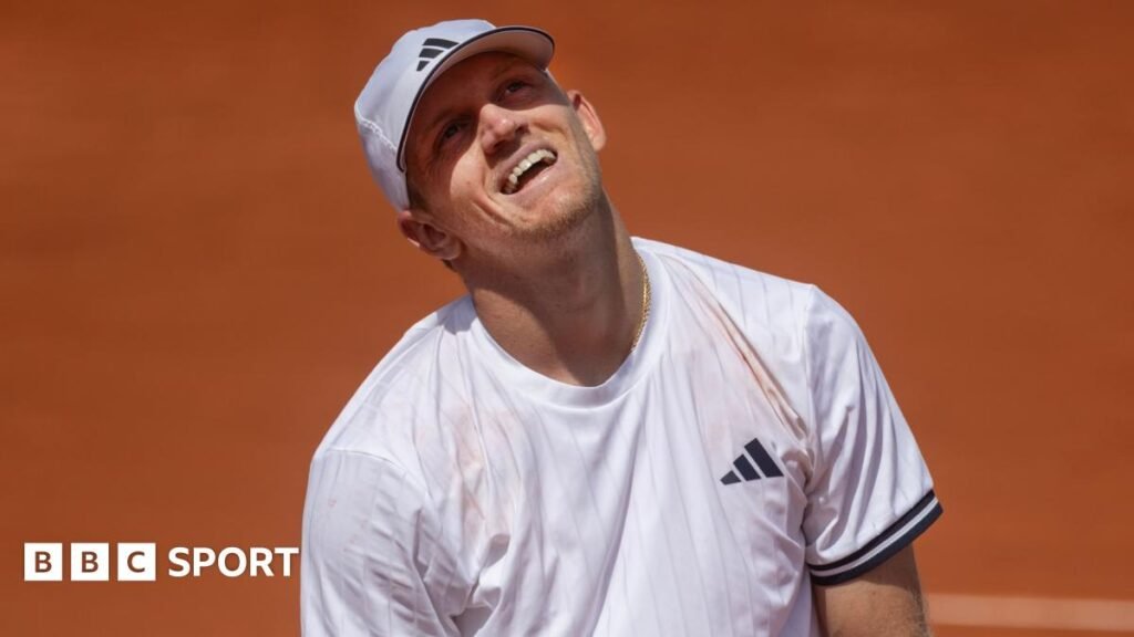 French Open 2026: Alejandro Davidovich Fokina ‘abandoned’ by coach Mariano Puerta midway through Roland Garros Alejandro Davidovich Fokina