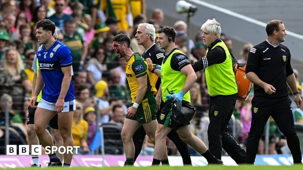 Jim McGuinness and Ryan McHugh
