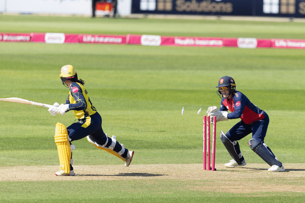 Match Report: Hampshire Hawks Women v Essex Women Match Report: Hampshire Hawks Women v Essex Women