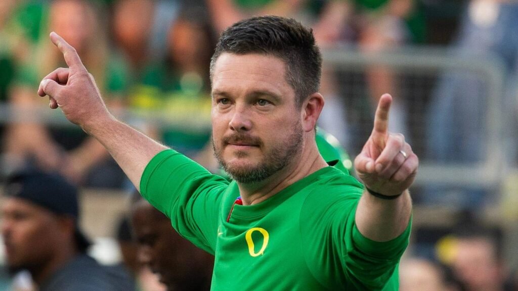 Oregon Football Schedule Poses Two Early Playoff Threats Oregon Football Schedule Poses Two Early Playoff Threats