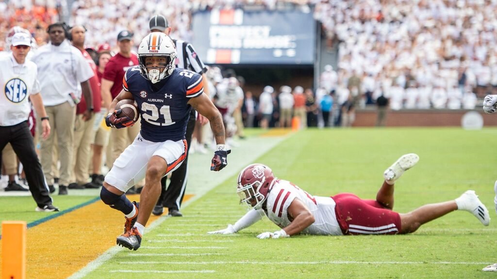 SEC football doing away with ‘cupcake weekend’ means the death of another college football tradition SEC football doing away with 'cupcake weekend' means the death of another college football tradition
