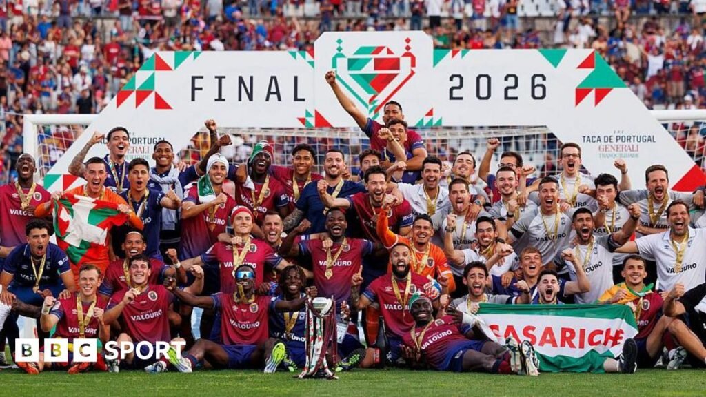 Sporting stunned in Portuguese Cup final by second-tier Torreense Torreense players celebrate their victory following the Taça De Portugal Final match against Sporting