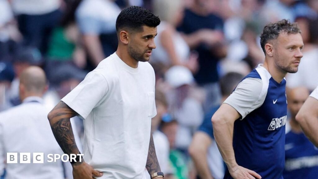 Tottenham: Cristian Romero back in England for Everton game Cristian Romero