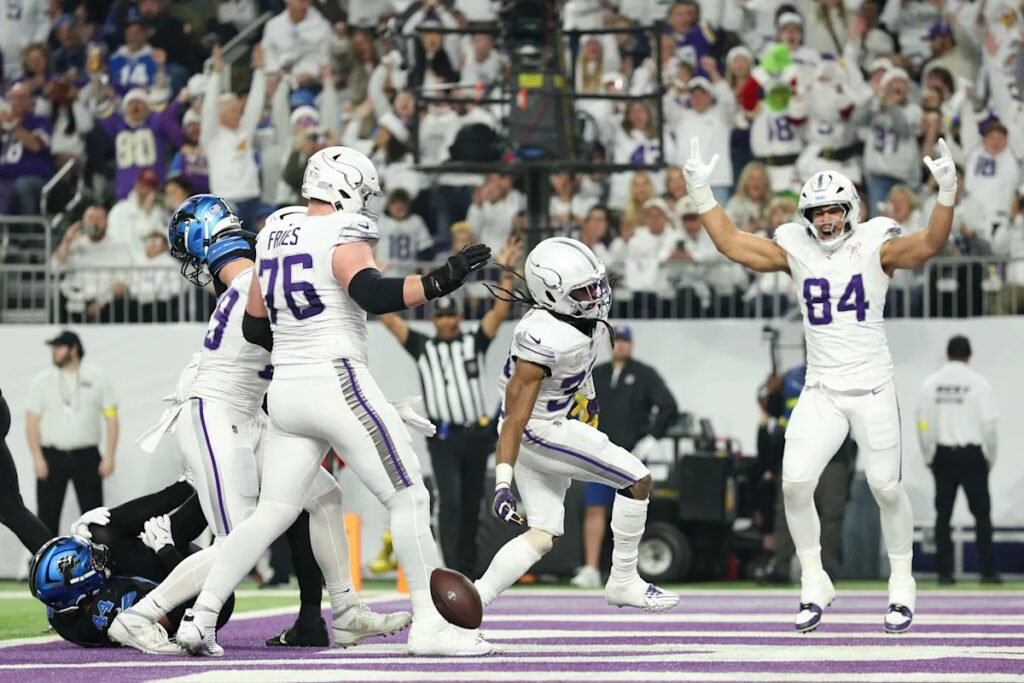 Vikings land surprising spot in ranking of best supporting casts for QB?