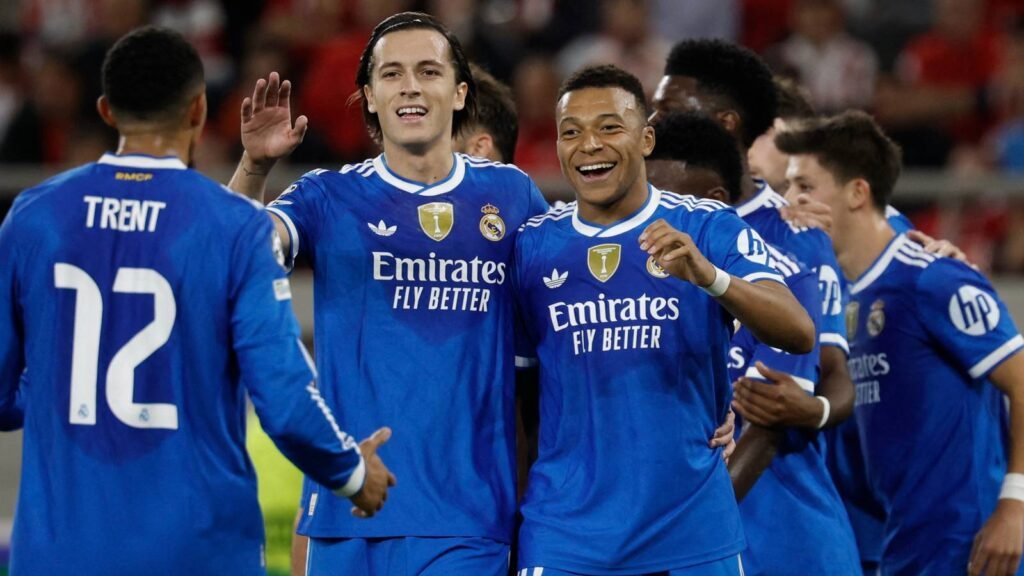Carreras ready to say goodbye to Real Madrid as Man Utd, Chelsea & Arsenal swoop Carreras ready to say goodbye to Real Madrid as Man Utd, Chelsea & Arsenal swoop