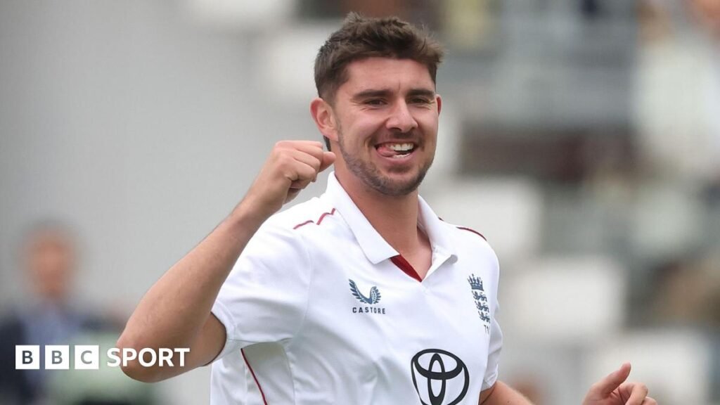 England vs New Zealand: Josh Tongue now hosts’ premier bowler – Jonathan Agnew BBC Sport microphone and phone