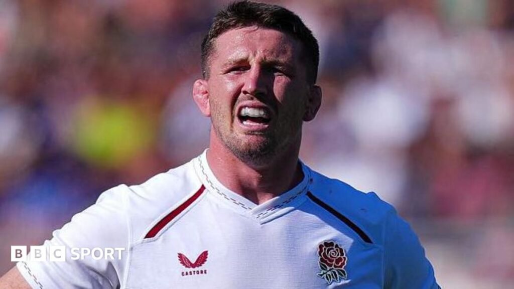 France XV 35-19 England: Visitors well beaten in Vannes warm-up Harry Randall, Marcus Smith and Seb Atkinson hug