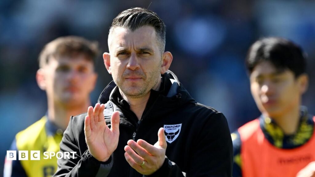 Matt Bloomfield: Oxford United announce exit of head coach Matt Bloomfield