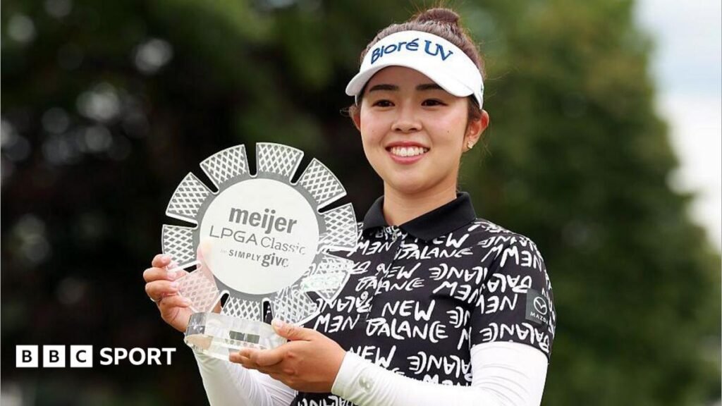 Meijer LPGA Classic: Miyu Yamashita wins play-off to deny Lottie Woad third LPGA title Miyu Yamashita holds the trophy after winning the Meijer LPGA Classic in 2026
