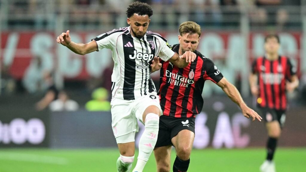Update on Lloyd Kelly's Juventus future with Leeds now showing "concrete interest"