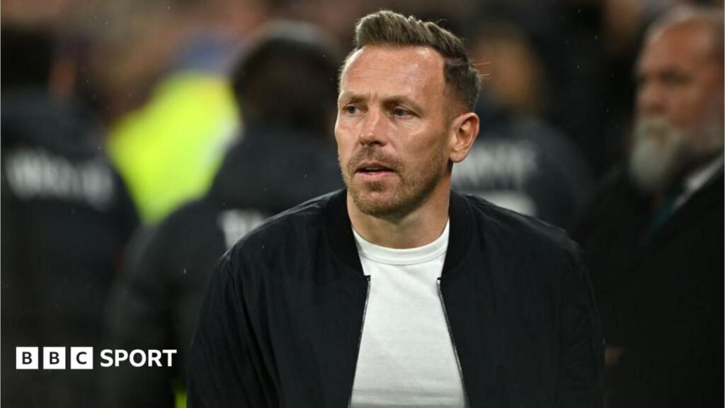 Wales boss Craig Bellamy in talks over Burnley job Craig Bellamy