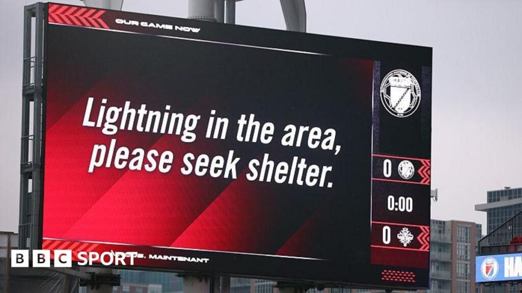 World Cup 2026: How thunderstorms could impact games An international friendly between Haiti and Iceland is delayed due to lightning in the area at BMO Field on March 31, 2026 in Toronto, Ontario, Canada