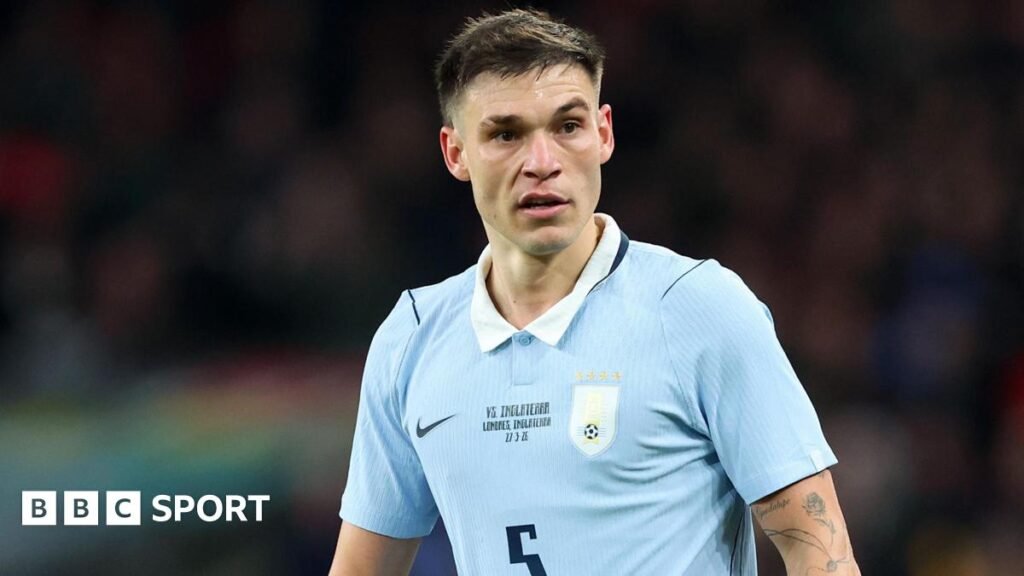Manuel Ugarte in action for Uruguay