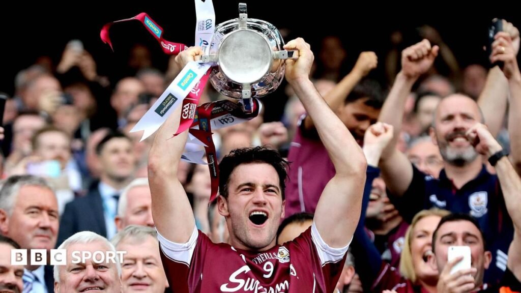 All-Ireland hurling final: Galway must make ‘a good start’ against Limerick – Burke David Burke lifts the Liam MacCarthy Cup in 2017