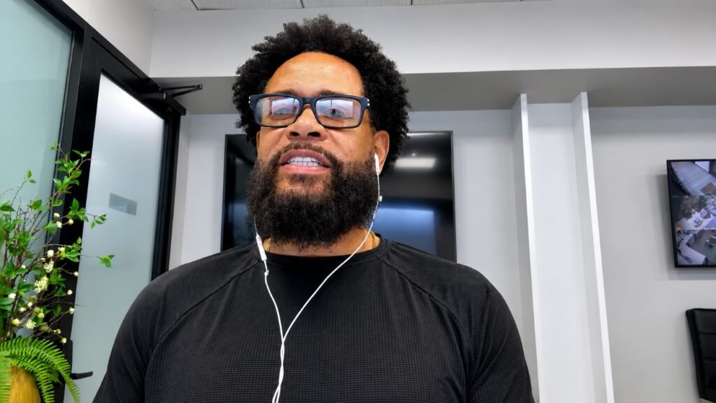 Bill Haney Reaffirms 55-45 Offer After Tank Davis Declares He’s Calling The Shots Image: Bill Haney reaffirms 55-45 offer after Tank Davis declares he