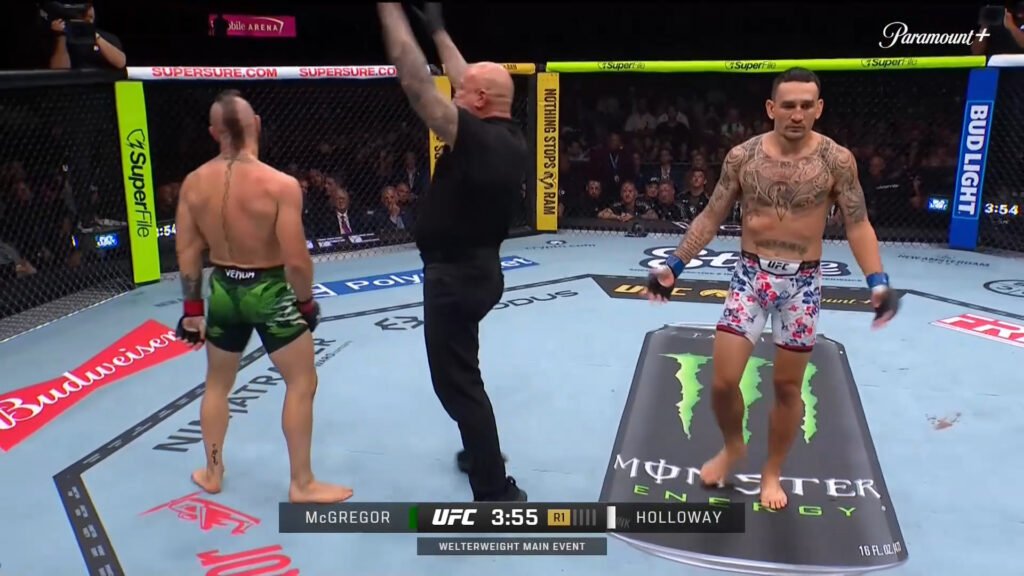 Conor McGregor Blows Out His Knee In First Fight In Five Years Conor McGregor Blows Out His Knee In First Fight In Five Years