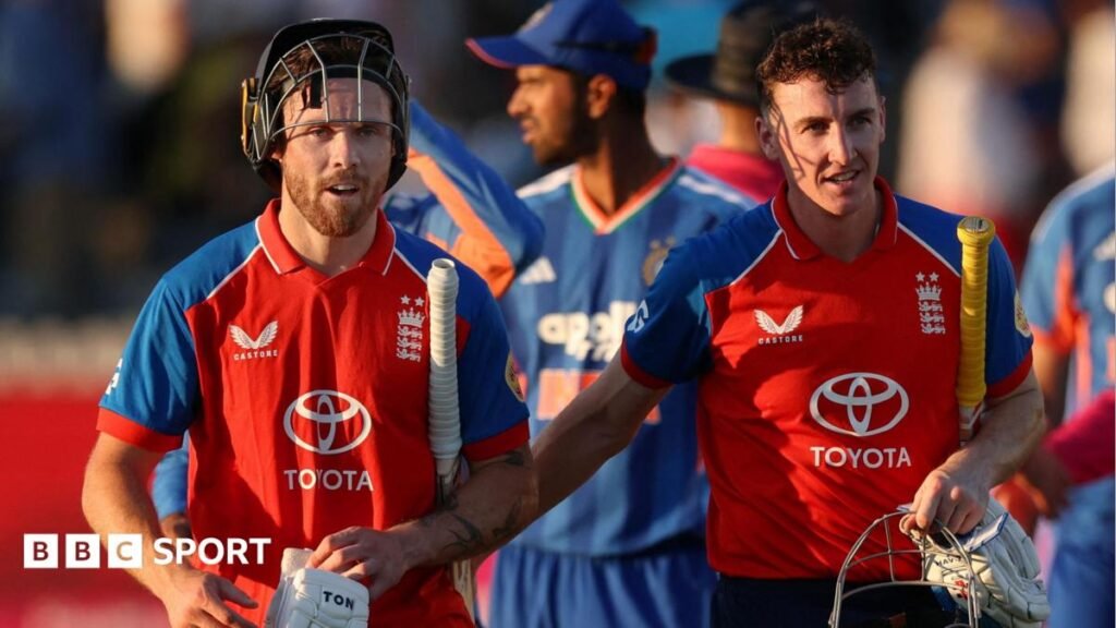 England coach Charlotte Edwards and captain Nat Sciver-Brunt