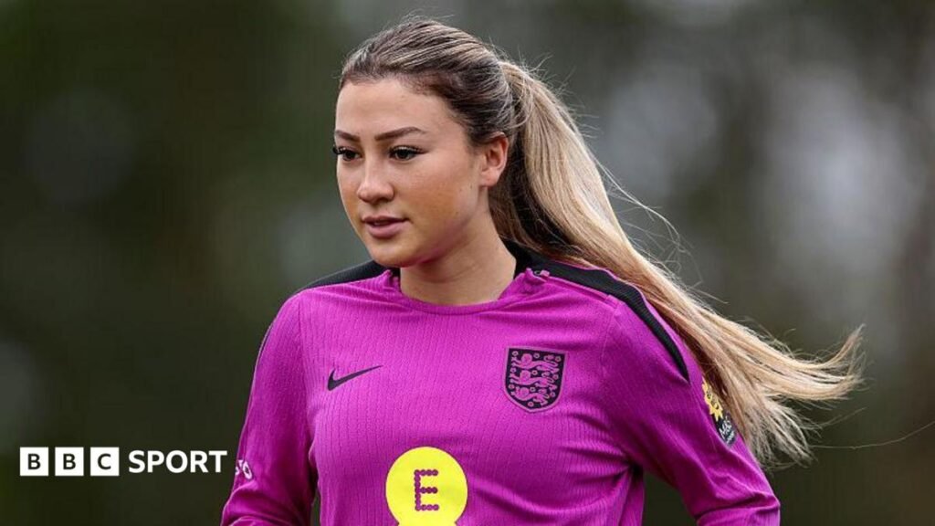 Erica Meg Parkinson: Why England teenager uses a mindset coach Erica Meg Parkinson
