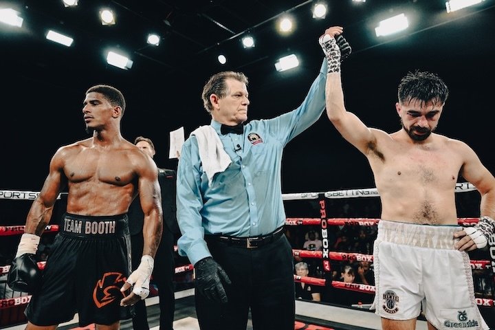 Jonathan Navarro returns from oblivion pursuing his rightful position O'Shaquie Foster BLASTS Shakur Stevenson: "He Disrespected Me As A Man"