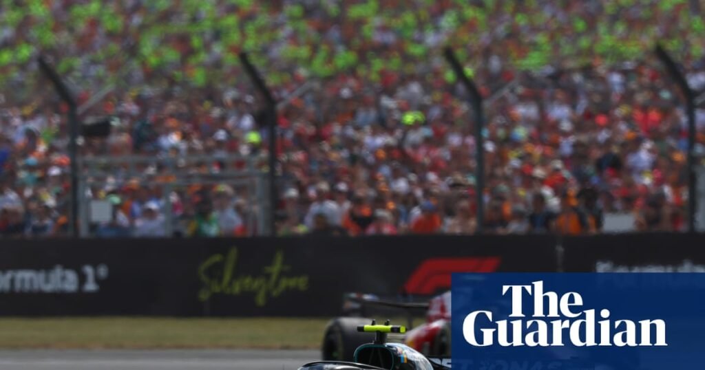 Kimi Antonelli denies Lewis Hamilton in action-packed British GP sprint race | Formula One 2026
