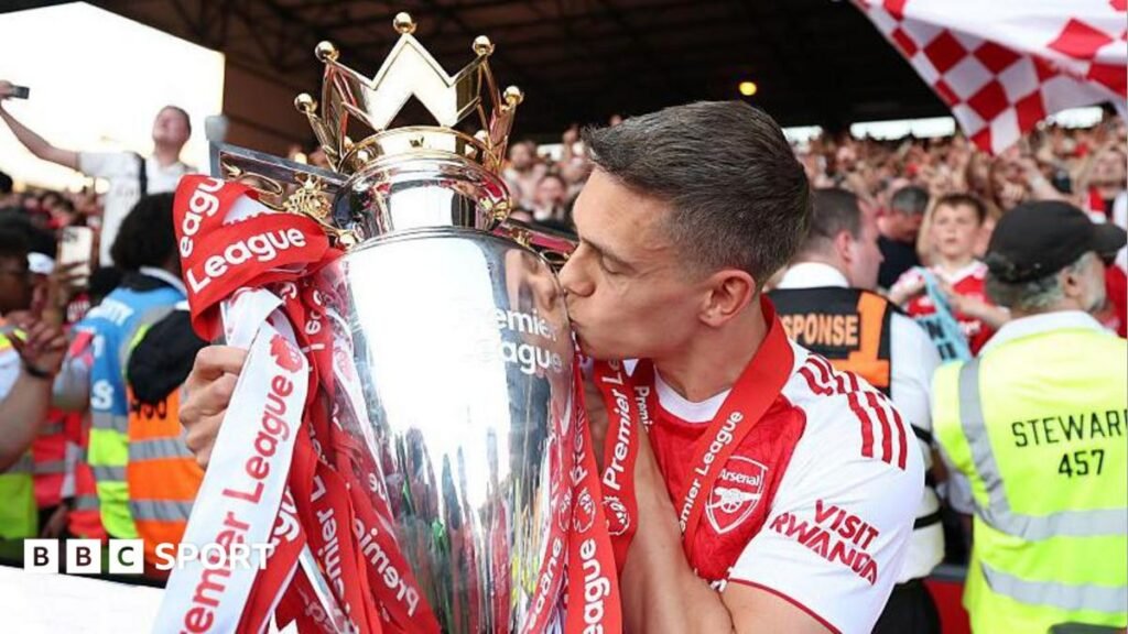 Leandro Trossard transfer news: Arsenal forward set for move to Besiktas Leandro Trossard