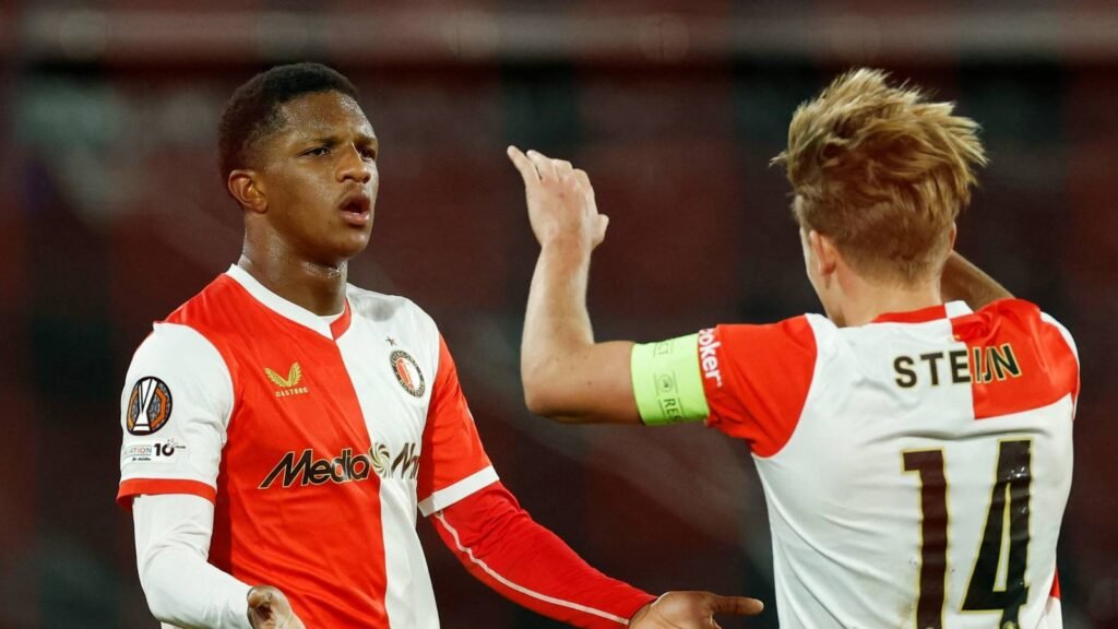 Nottingham Forest facing Givairo Read hijack as Roma launch offer Nottingham Forest facing Givairo Read hijack as Roma launch offer