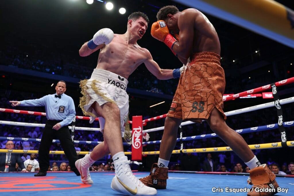 Oscar De La Hoya Says Shakur Stevenson Made William Zepeda Better