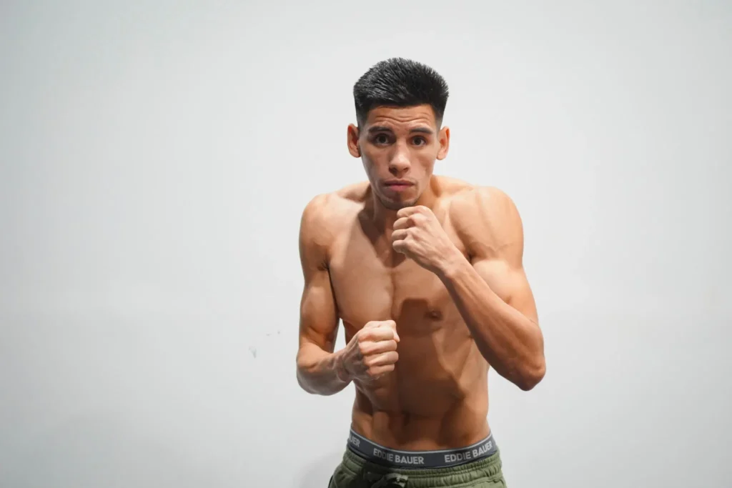 ProBoxTV vet Francisco Veron faces Yoenli Hernandez in Romero-Lopez Co-Main 'HE SHOWED WEAKNESSES' Brandon Figueroa Talks Bruce Carrington and Naoya Inoue Mega Fights