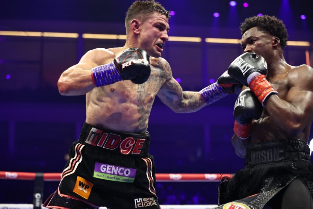 Sam Noakes Returns Against Denys Berinchyk Sam Noakes Returns Against Denys Berinchyk