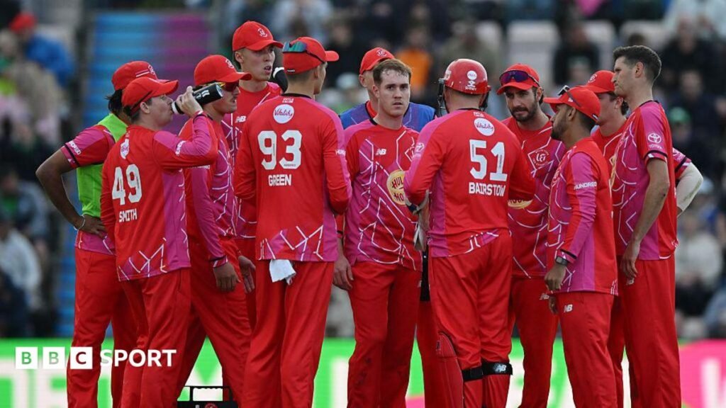 The Hundred 2026 – Which Welsh cricketers are taking part? Welsh cricketer Ben Kellaway with his Welsh Fire teammates during last year's edition of the Hundred.