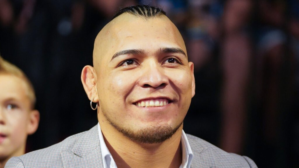 WWE & AAA Star El Hijo Del Vikingo Posts Update Following Knee Surgery WWE & AAA Star El Hijo Del Vikingo Posts Update Following Knee Surgery