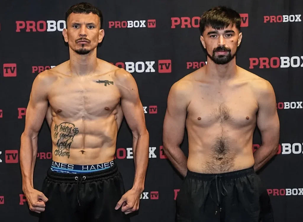 Bryan Flores celebrates his victory over Starling Castillo on January 30, 2026