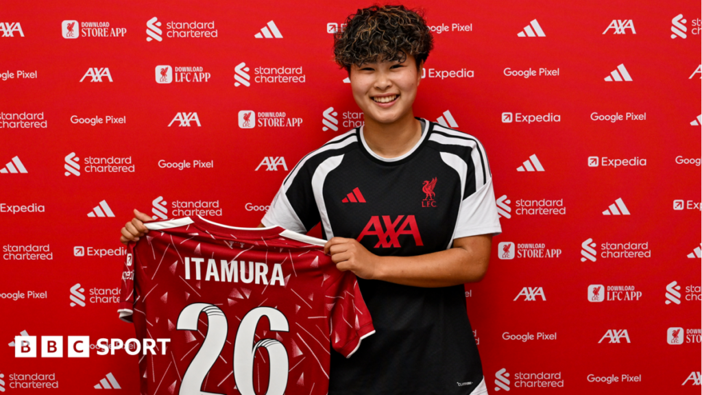 Women’s Super League: Liverpool sign Japan midfielder Mao Itamura Mao Itamura holds up a Liverpool shirt bearing her surname and the number 26 on the back