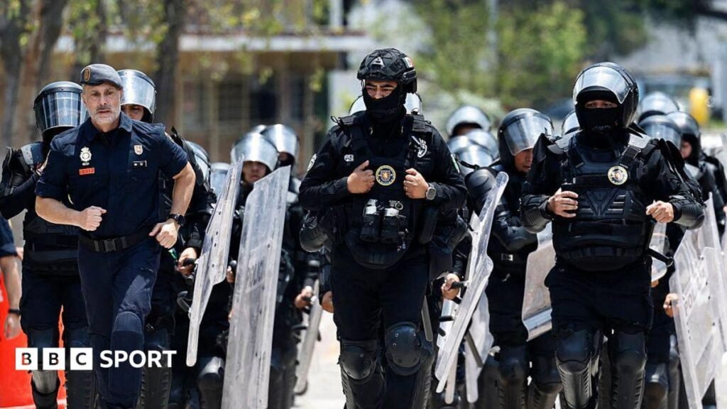 World Cup 2026: England and Argentina semi-final to have extra security, say authorities Police take part in crowd control training sessions before the 2026 World Cup