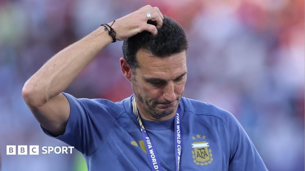 World Cup 2026: Lionel Scaloni leaves news conference in tears talking about his future Lionel Scaloni