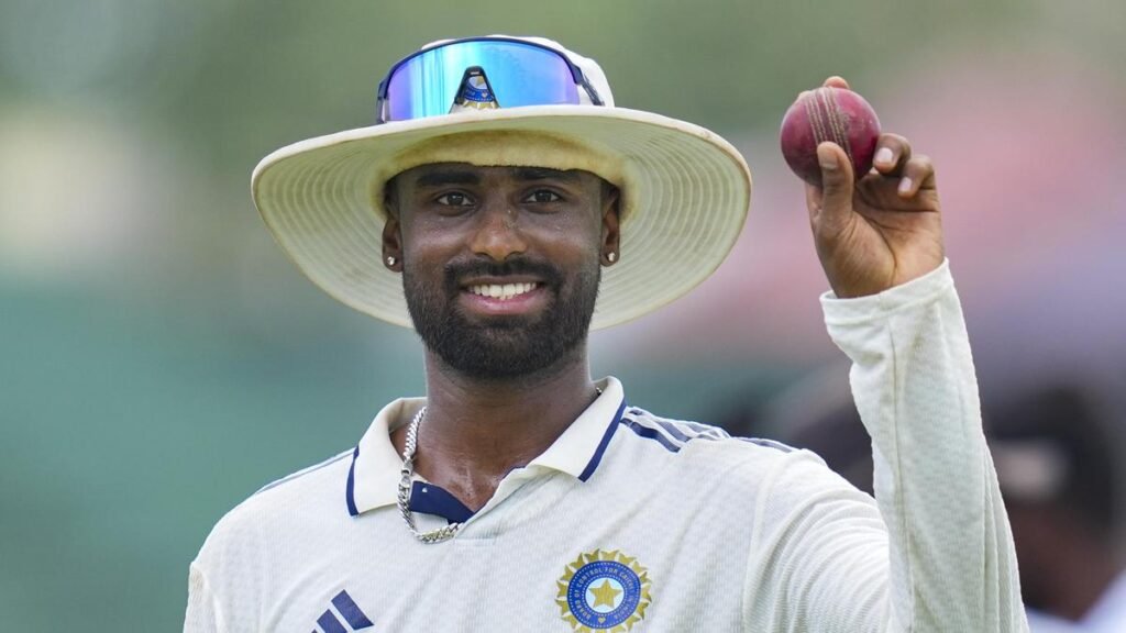 “Ball coming out of his hand is a sight”: Maninder heaps praise on Manav Suthar “Ball coming out of his hand is a sight”: Maninder heaps praise on Manav Suthar
