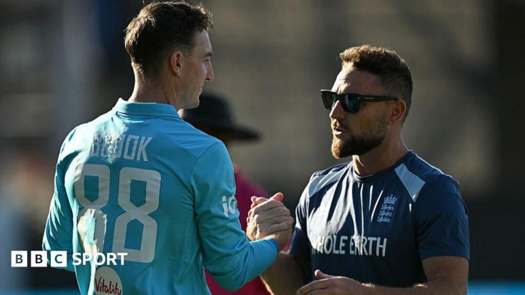 Brendon McCullum says Harry Brook’s time will come as Test captain Harry Brook shakes hands with Brendon McCullum