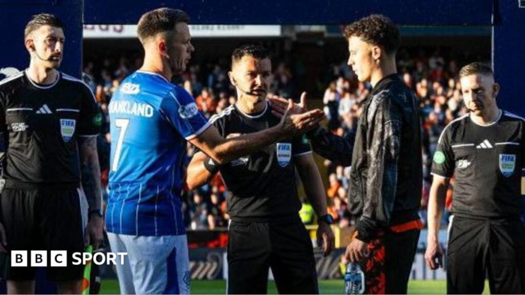 Dylan Tait (right) and Lawrence Shankland shake hands on the opening night of the new season