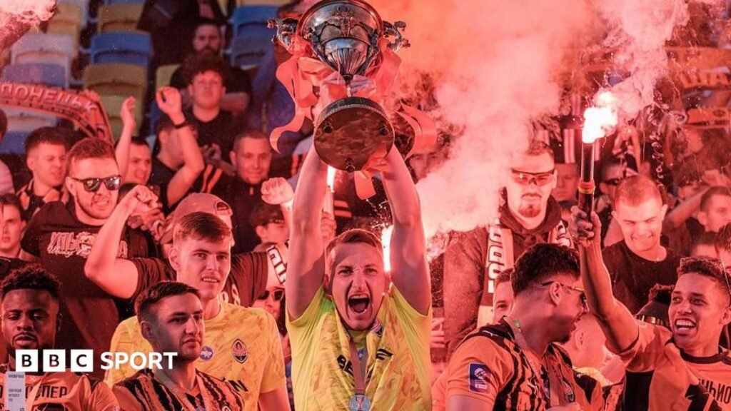 Champions League: Shakhtar Donetsk keen to play matches at Stamford Bridge Shakhtar Donetsk lift the Ukrainian Premier League trophy