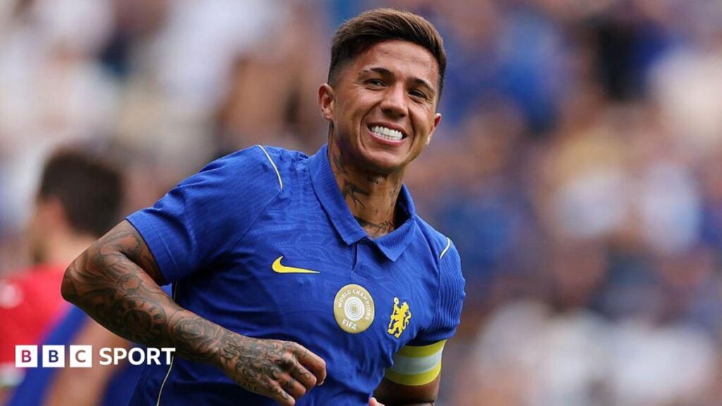 Chelsea: Enzo Fernandez booed and Morgan Rogers scores as Xabi Alonso reveals blueprint Enzo Fernandez grits his teeth while playing for Chelsea