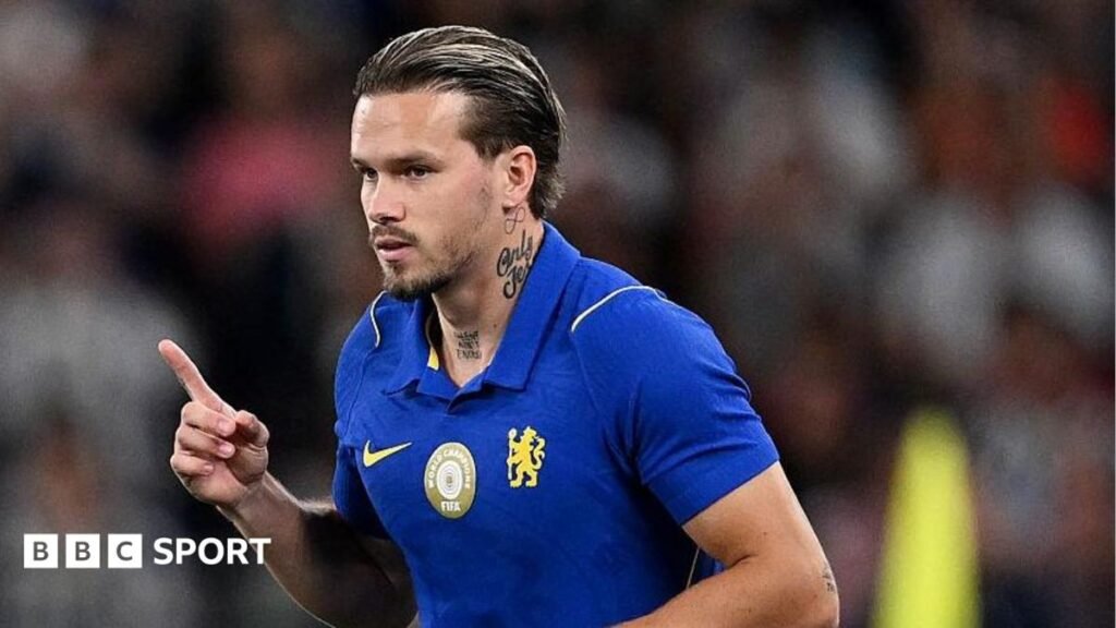 Chelsea transfer news: Mykhailo Mudryk and Tosin Adarabioyo set to join Spurs with Robert Sanchez expected to move ot Como Mykhailo Mudryk in Chelsea's blue kit