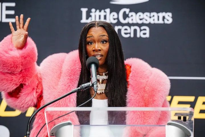 Claressa Shields to Kaye Scott: I have to destroy you. Callum Walsh RESPONDS to Conor McGregor Comparisons: “We’re A Lot Different People”