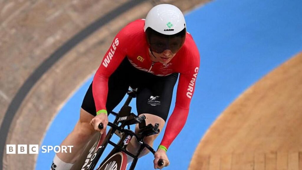 Commonwealth Games 2026: Cyclist Anna Morris succeeds in pursuit of Glasgow gold Anna Morris cycling