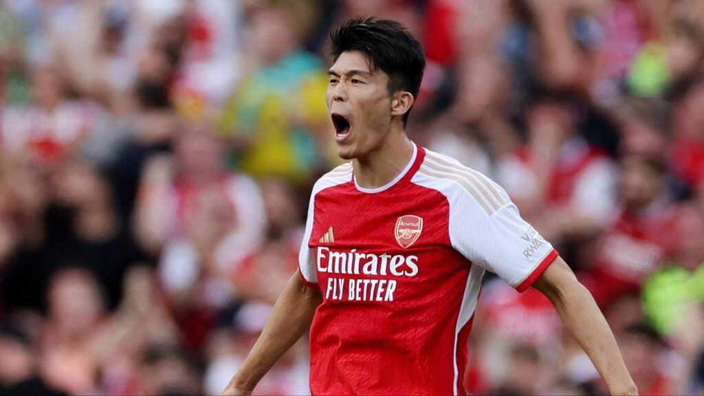 Crystal Palace submit loan to buy bid for 'priority target' after Takehiro Tomiyasu