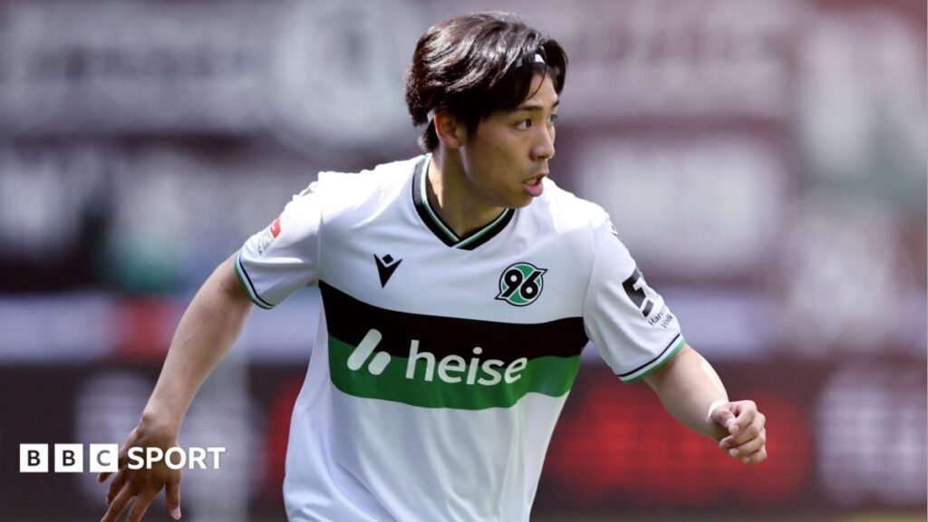 Daisuke Yokota in action for Hannover