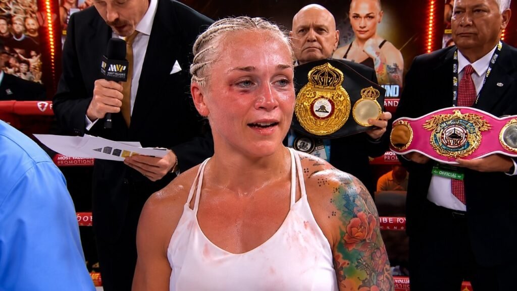 Image: Dina Thorslund Dominates Cherneka Johnson, Claims Undisputed Crown