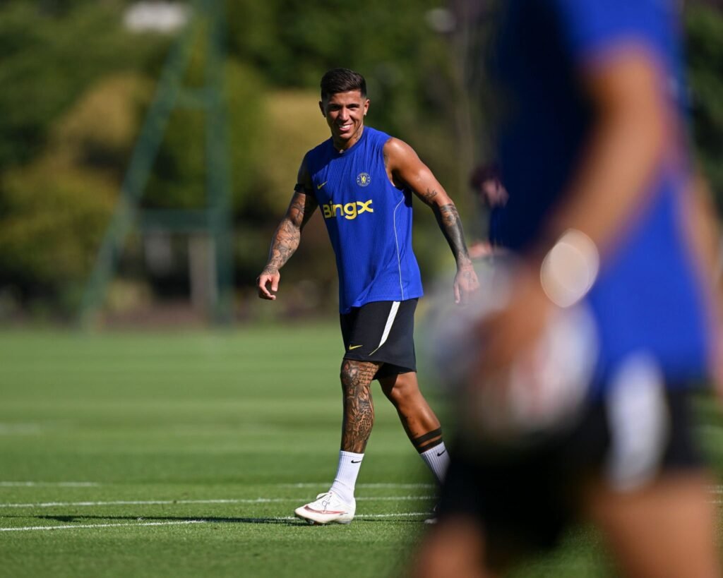 Enzo deal almost dead as Man City reach deadline Enzo Fernandez in Chelsea training.