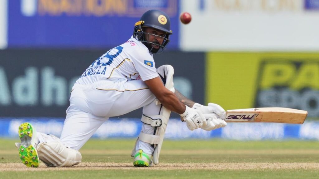 India vs Sri Lanka LIVE Score, Day 3: SL 236/6, Dickwella falls short of hundred again; IND 462 all out