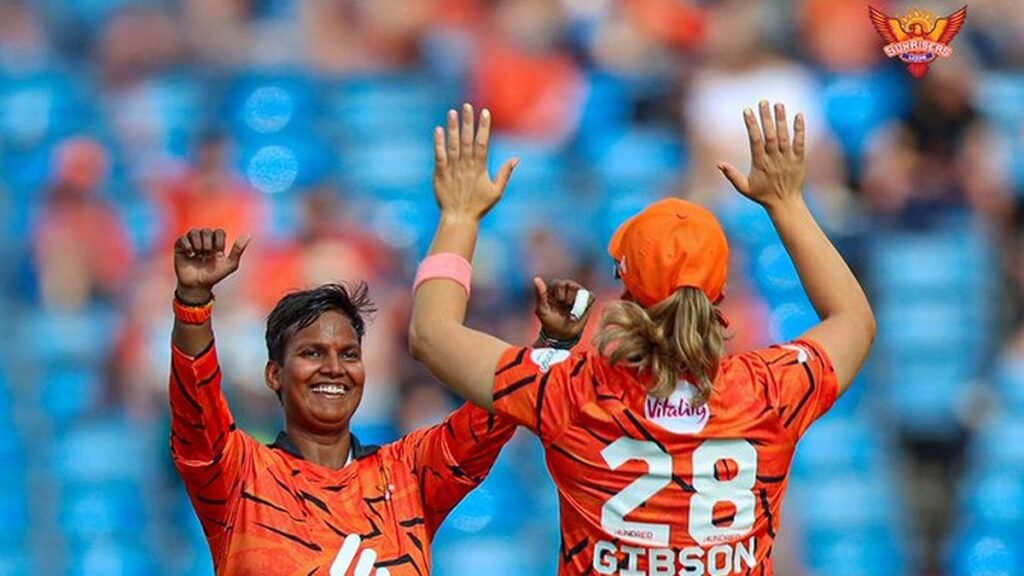 Indians at the Hundred, Matchday 21: Deepti stars with ball again as Sunrisers Leeds closes in on top four Indians at the Hundred, Matchday 21: Deepti stars with ball again as Sunrisers Leeds closes in on top four